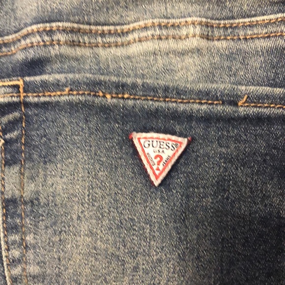 Women’s guess jeans - Picture 10 of 11